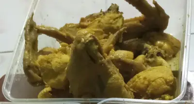 sayap ayam besar 1 kg isi 12